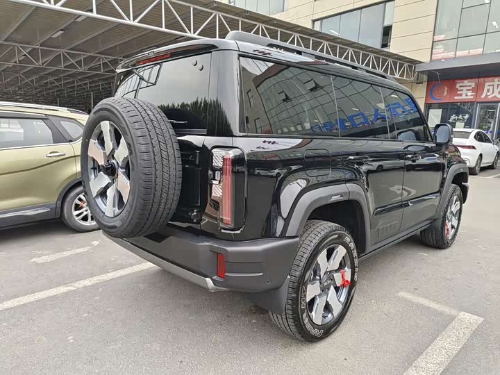 BAIC Beijing BJ40 Hybrid, 2026 — фото 4 из 9