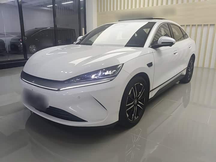 BYD Qin L, 2025 — фото 2 из 9