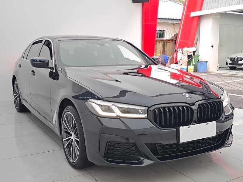 BMW 5 Series, 2023 — фото 3 из 12