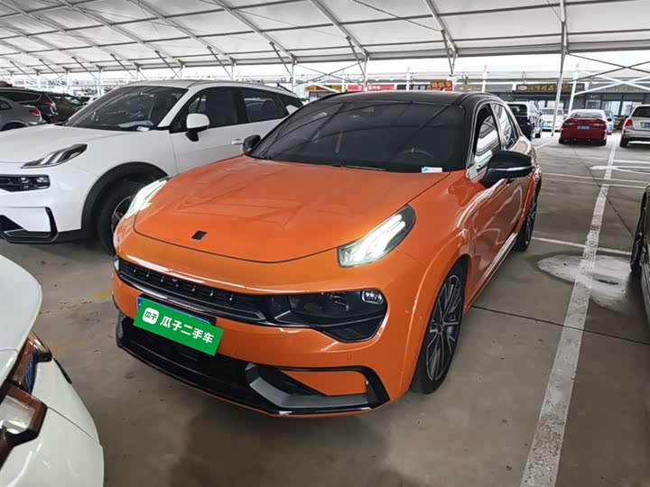 Lynk & Co 02 Hatchback, 2023 — фото 3 из 9