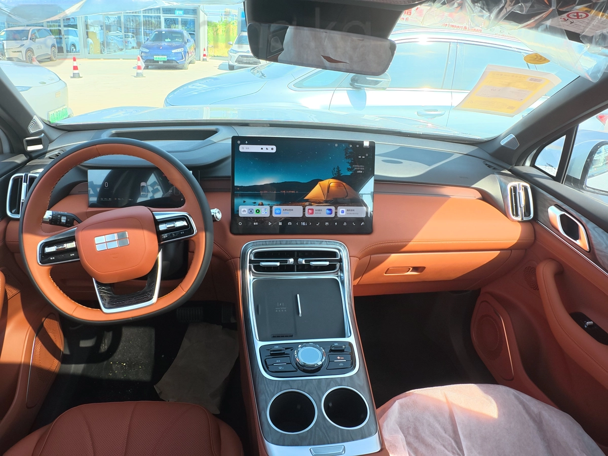 Geely Galaxy M7, 2026 — фото 6 из 12
