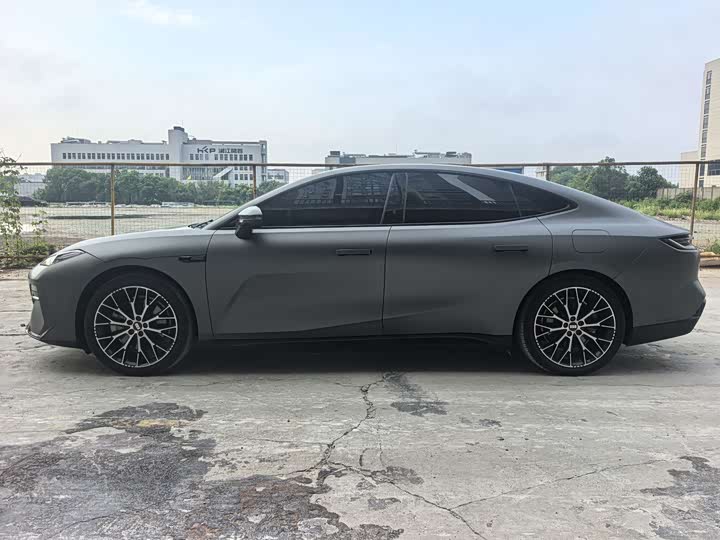 Geely Galaxy E8, 2024 — фото 2 из 9