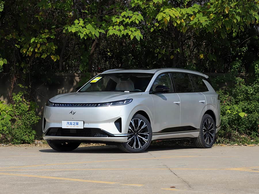 Dongfeng Yipai eπ 008, 2026 — купить в Ярославле под ключ