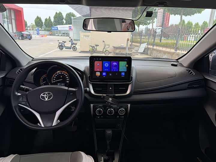 Toyota Yaris L Hatchback, 2022 — фото 5 из 9