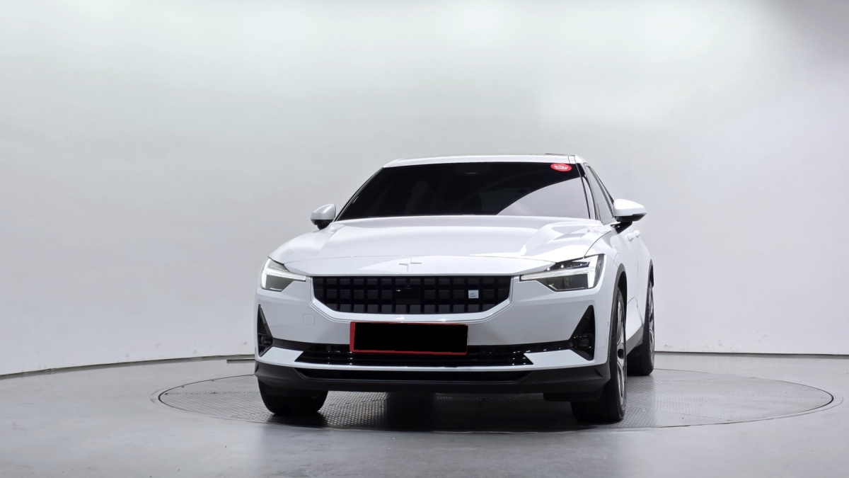 Polestar 2, 2022 — фото 3 из 12