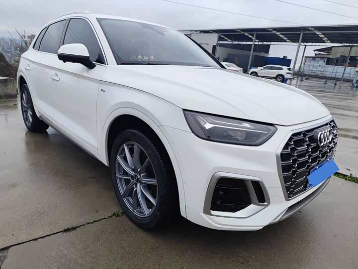 Audi Q5L, 2023 — фото 3 из 9