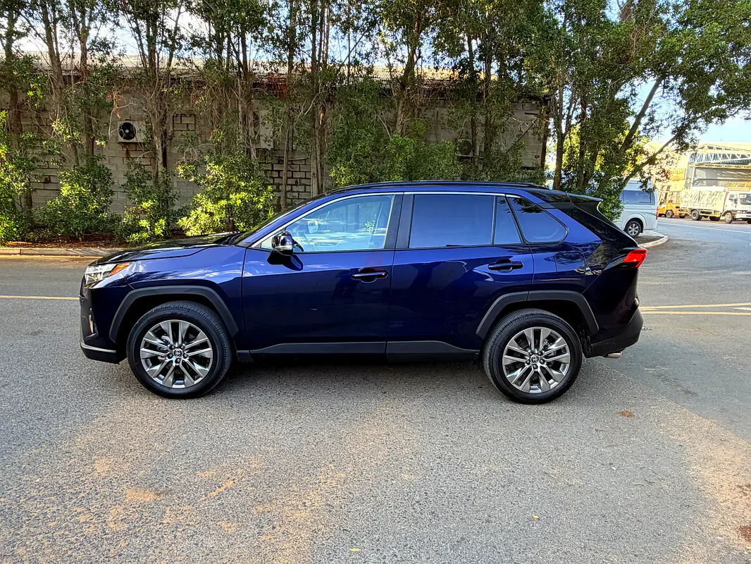 Toyota Rav 4, 2025 — фото 5 из 10
