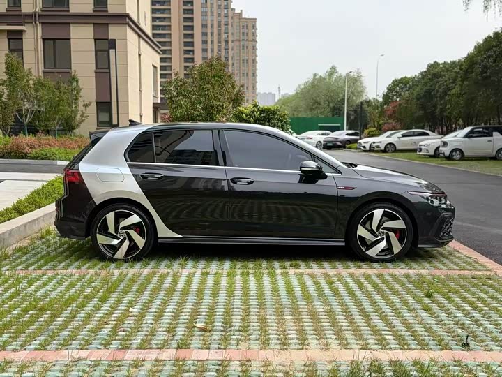 Volkswagen Golf GTI, 2023 — фото 9 из 9