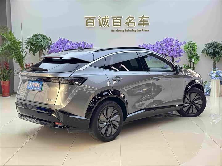 Nissan Ariya EV, 2024 — фото 5 из 9