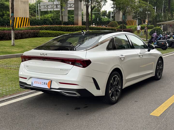 Kia K5, 2025 — фото 6 из 9