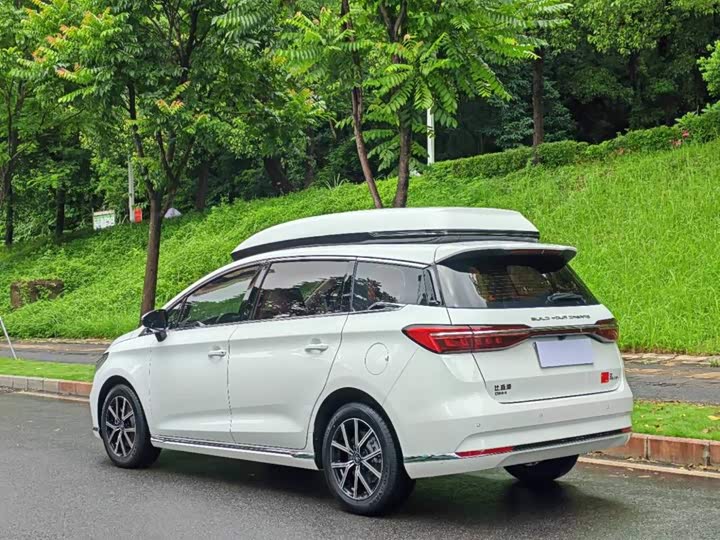 BYD Song Max Hybrid, 2022 — фото 3 из 9