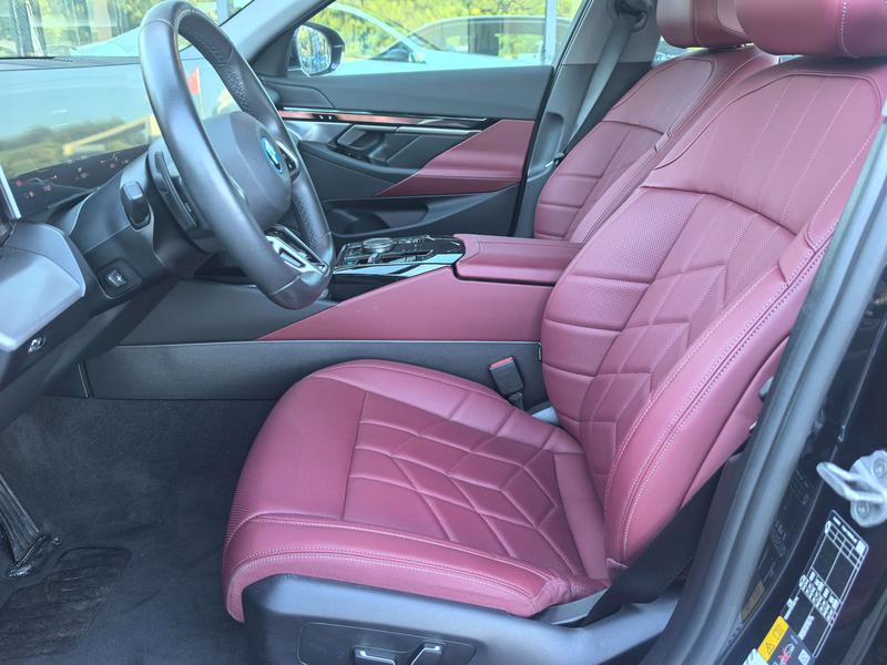 BMW i5, 2025 — фото 10 из 12