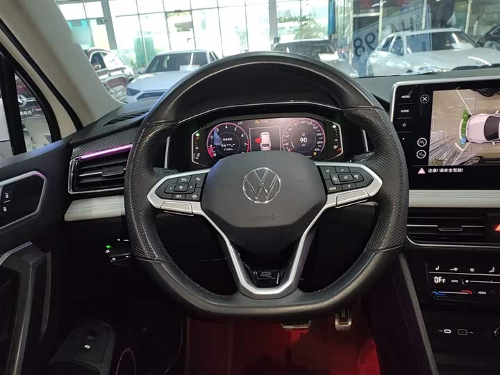 Volkswagen Tiguan L Pro, 2024 — фото 7 из 9