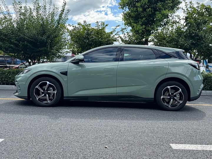 BYD Seal 06 GT, 2026 — фото 5 из 9
