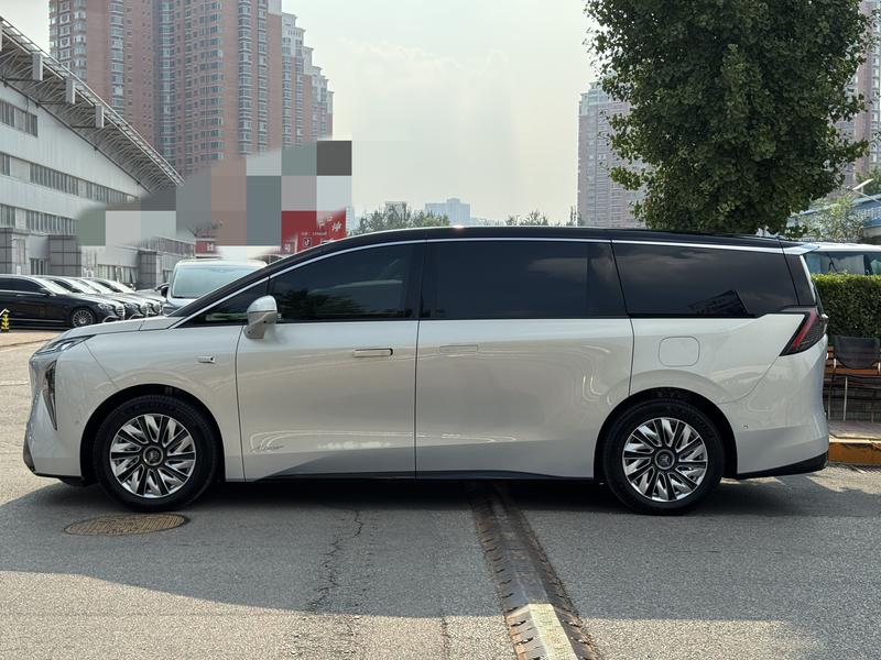 Buick OMPV, 2025 — фото 4 из 12