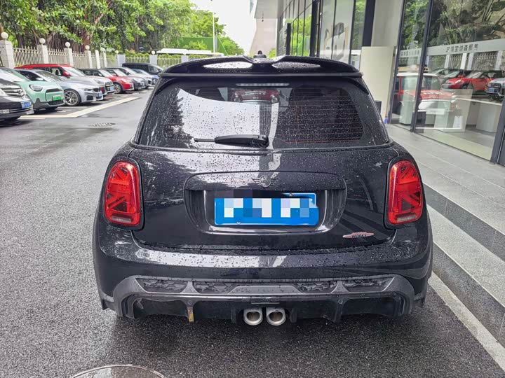 Mini Mini JCW, 2021 — фото 4 из 9