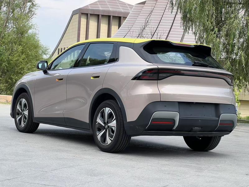 Changan Qiyuan (Nevo) Q05, 2025 — фото 4 из 10
