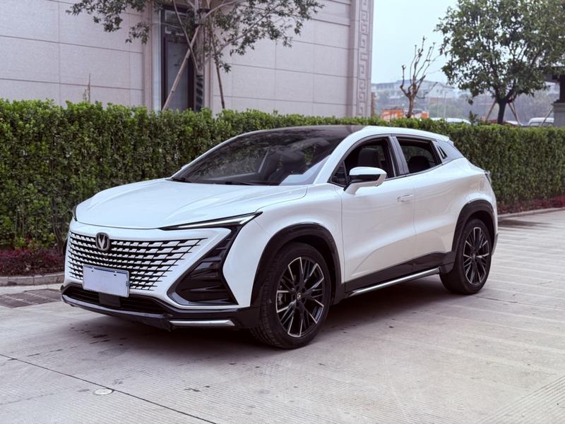 Changan UNI-T, 2023 — купить в Санкт-Петербурге под ключ