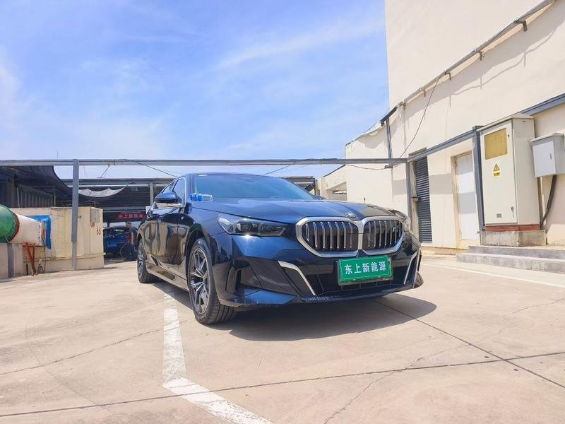 BMW i5, 2024 — фото 3 из 9