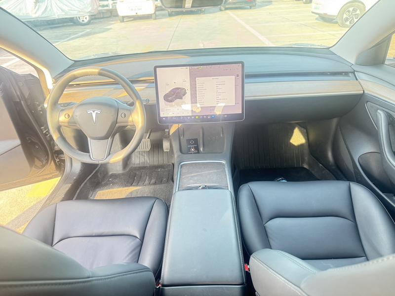 Tesla Model 3, 2023 — фото 5 из 9