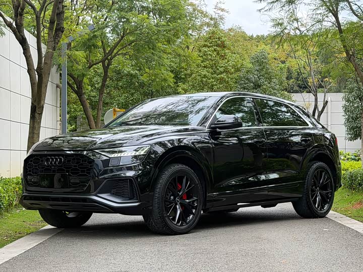 Audi Q8, 2021 — купить в Перми под ключ
