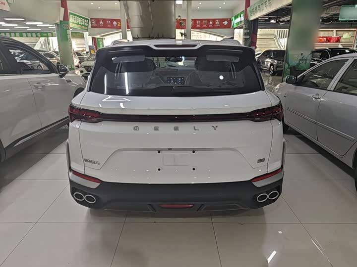 Geely Coolray, 2026 — фото 6 из 9