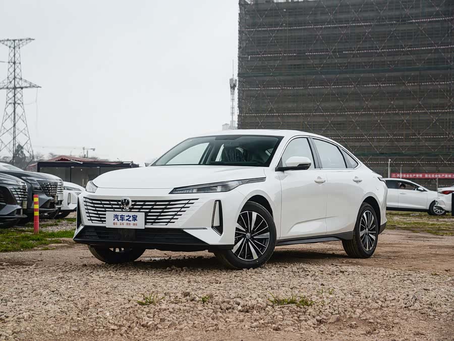 Changan Eado EV, 2026 — купить в Самаре под ключ