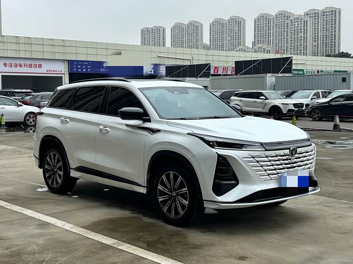 Changan CS75 Plus, 2025 — фото 6 из 9