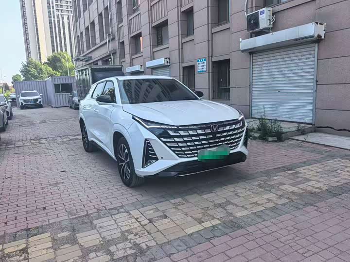 Changan UNI-Z Hybrid, 2024 — фото 3 из 9