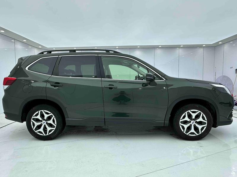 Subaru Forester, 2022 — фото 8 из 12