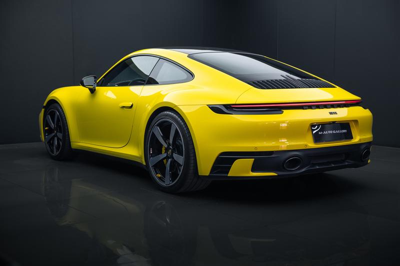 Porsche 911, 2021 — фото 4 из 12