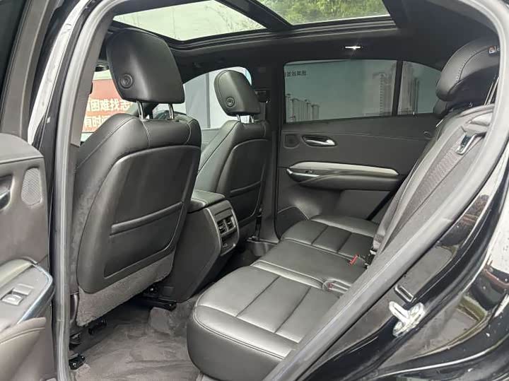 Cadillac XT4, 2023 — фото 9 из 9