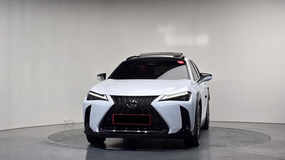Lexus UX, 2024 — фото 3 из 12