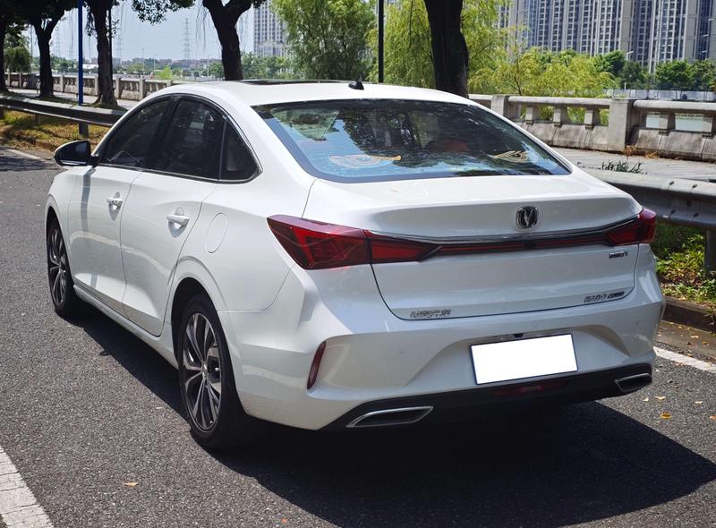 Changan Eado Plus, 2021 — фото 4 из 10