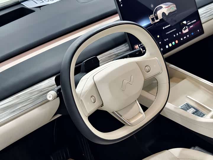 Nio Onvo L60, 2025 — фото 8 из 9