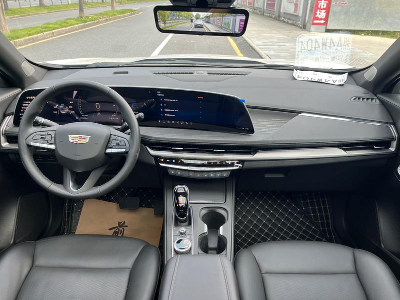 Cadillac XT4, 2024 — фото 6 из 9