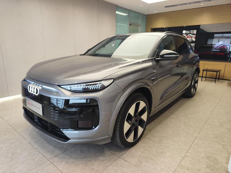 Audi Q6L e-tron, 2025 — купить в Смоленске под ключ