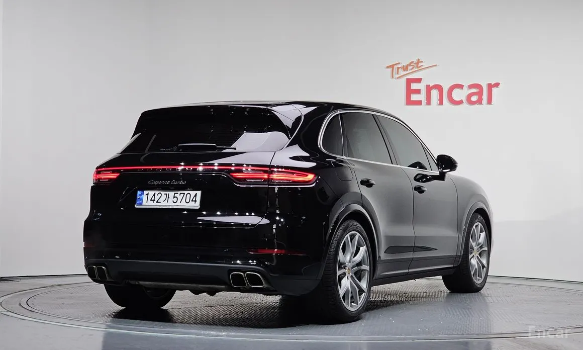 Porsche Cayenne, 2023 — фото 2 из 12