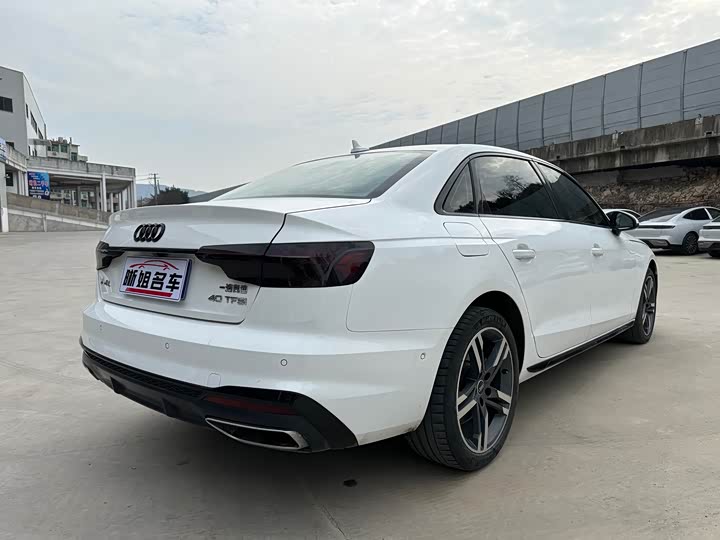 Audi A4L, 2023 — фото 9 из 9