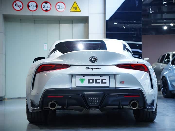 Toyota Supra, 2022 — фото 7 из 9