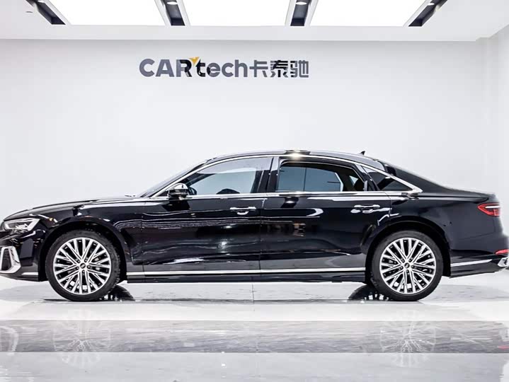 Audi A8, 2022 — фото 3 из 9
