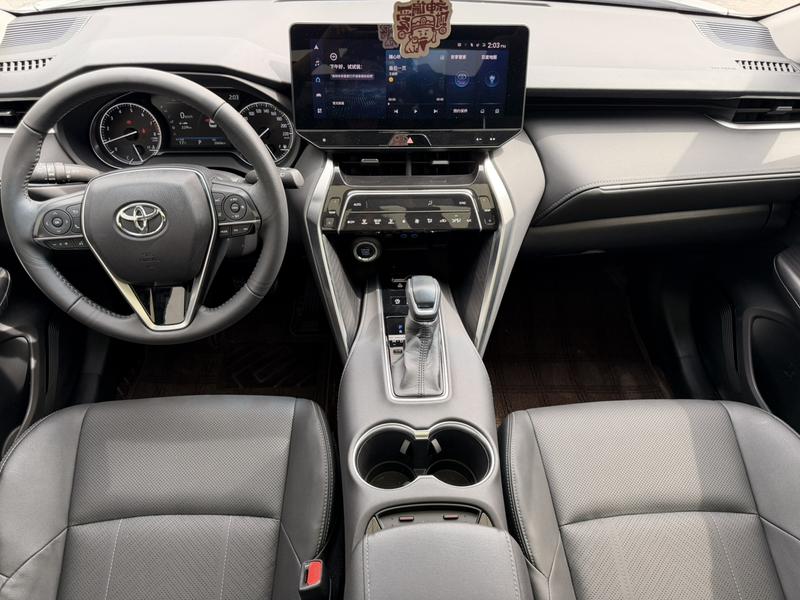 Toyota Harrier, 2023 — фото 9 из 12