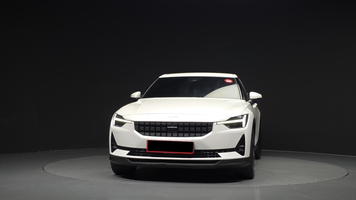 Polestar 2, 2022 — фото 3 из 12