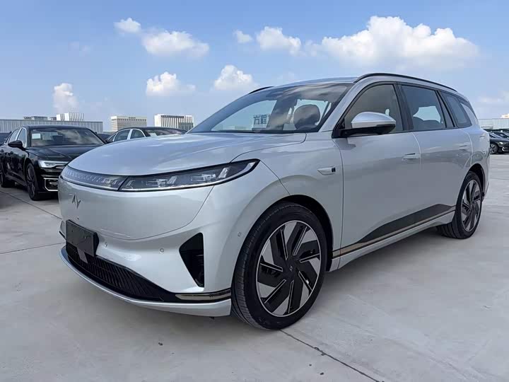 Dongfeng Yipai eπ 008, 2024 — купить в Москве под ключ
