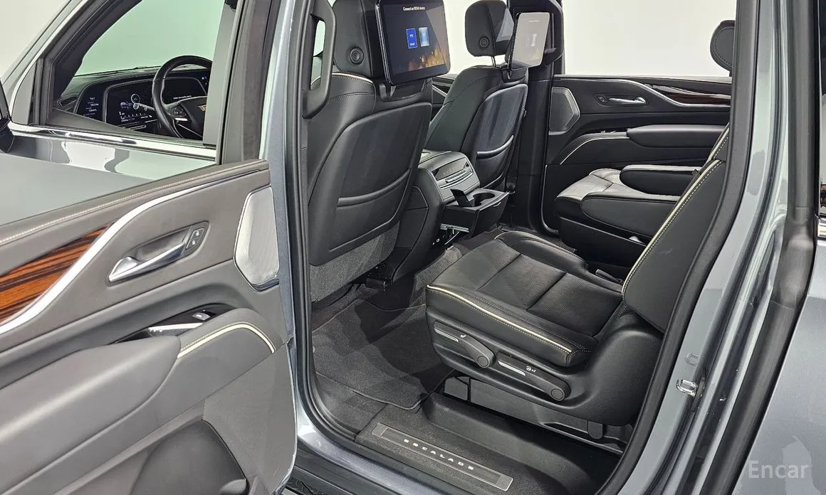 Cadillac Escalade, 2022 — фото 12 из 12