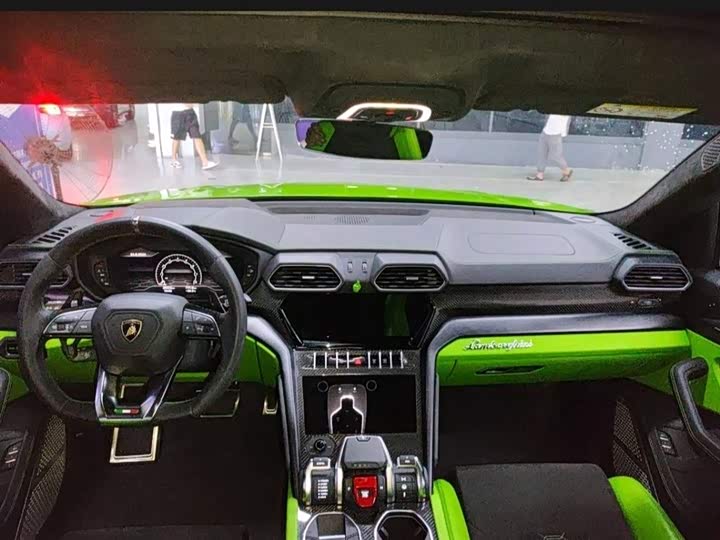 Lamborghini Urus, 2022 — фото 4 из 7