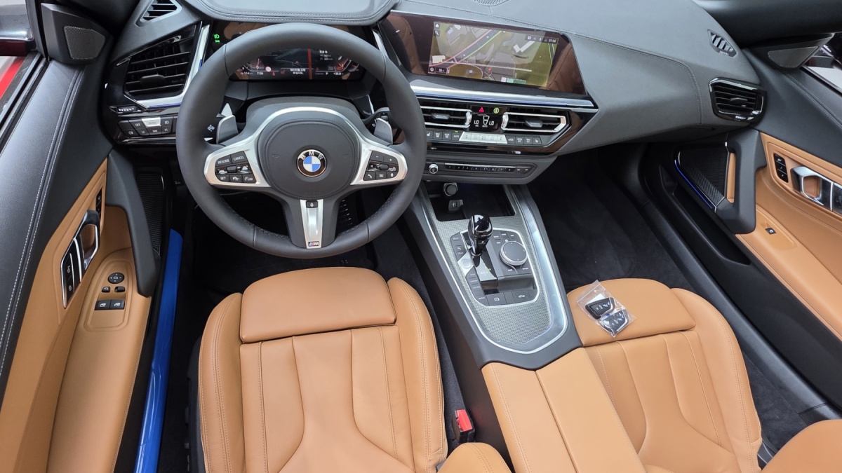 BMW Z4, 2025 — фото 7 из 12