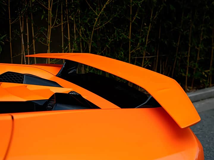 Lamborghini Huracán, 2025 — фото 8 из 9
