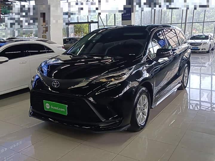 Toyota Granvia, 2023 — купить в Саратове под ключ