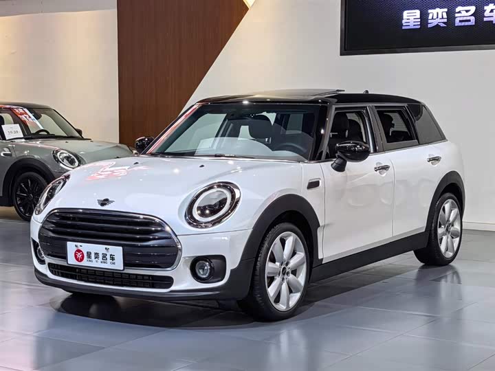 Mini Clubman, 2024 — купить в Москве под ключ